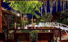 Dang Ky Ploen Tharnnam Resort